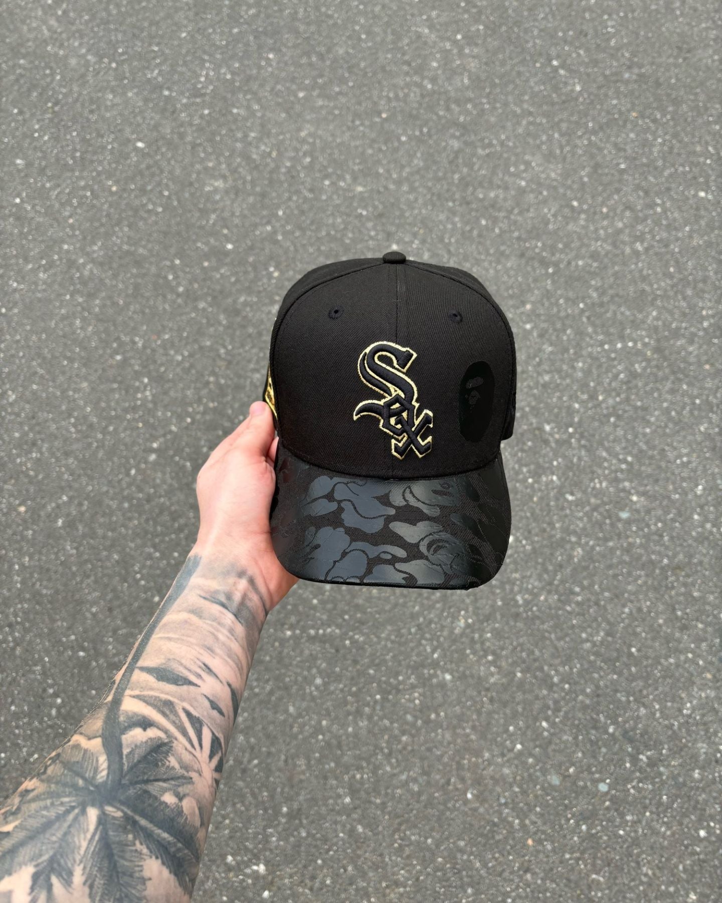 GOLD LOGO CHICAGO WHITE SOX  FITTED CAP